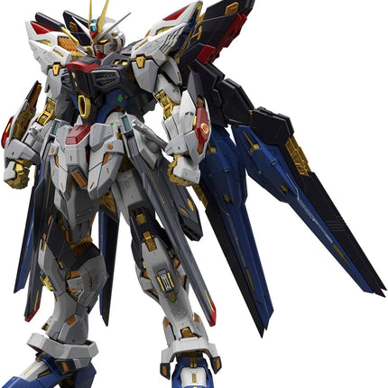 Bandai Hobby - 1/100 MGEX (Master Grade Extreme) - Gundam Seed Destiny, ZGMF-X20A Strike Freedom Gundam Model Kit