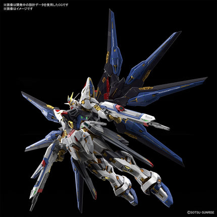 Bandai Hobby - 1/100 MGEX (Master Grade Extreme) - Gundam Seed Destiny, ZGMF-X20A Strike Freedom Gundam Model Kit