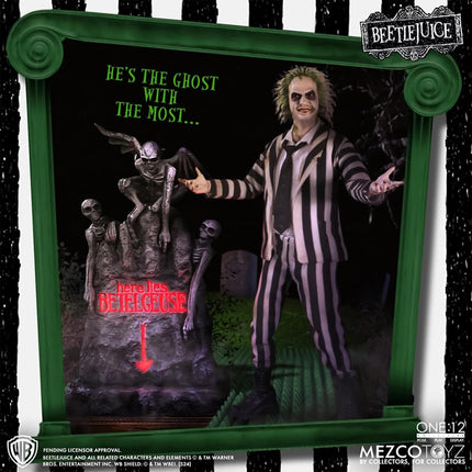 Mezco Toyz One:12 Collective Beetle Juice (1988) Beetle Juice Deluxe Edition 1/12 Scale Collectible Figure