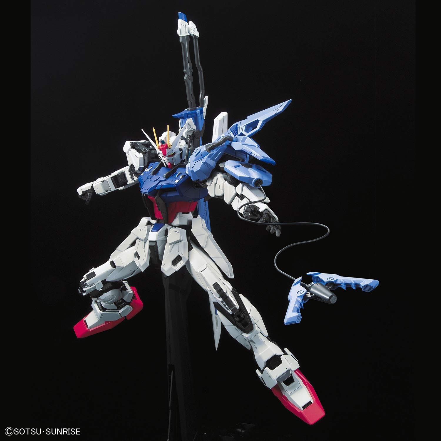 Bandai Hobby - 1/60 PG Mobile Suit Gundam Seed - GAT-X105+AQM/E-YM1 Perfect Strike Gundam Model Kit