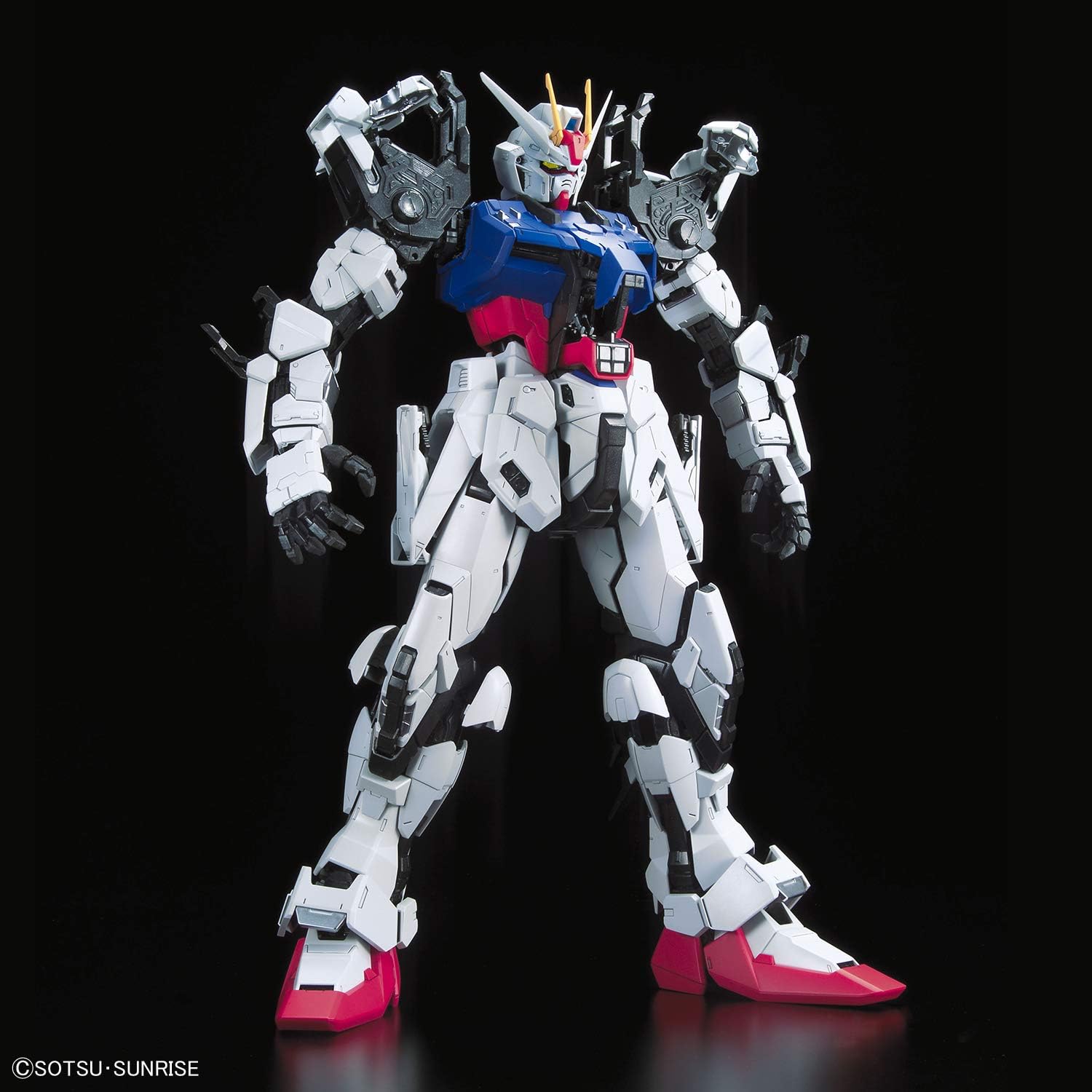 Bandai Hobby - 1/60 PG Mobile Suit Gundam Seed - GAT-X105+AQM/E-YM1 Perfect Strike Gundam Model Kit