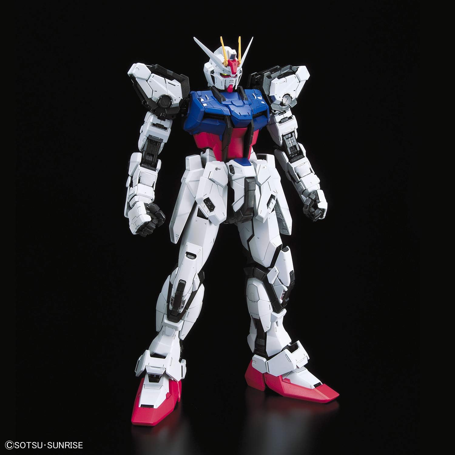 Bandai Hobby - 1/60 PG Mobile Suit Gundam Seed - GAT-X105+AQM/E-YM1 Perfect Strike Gundam Model Kit