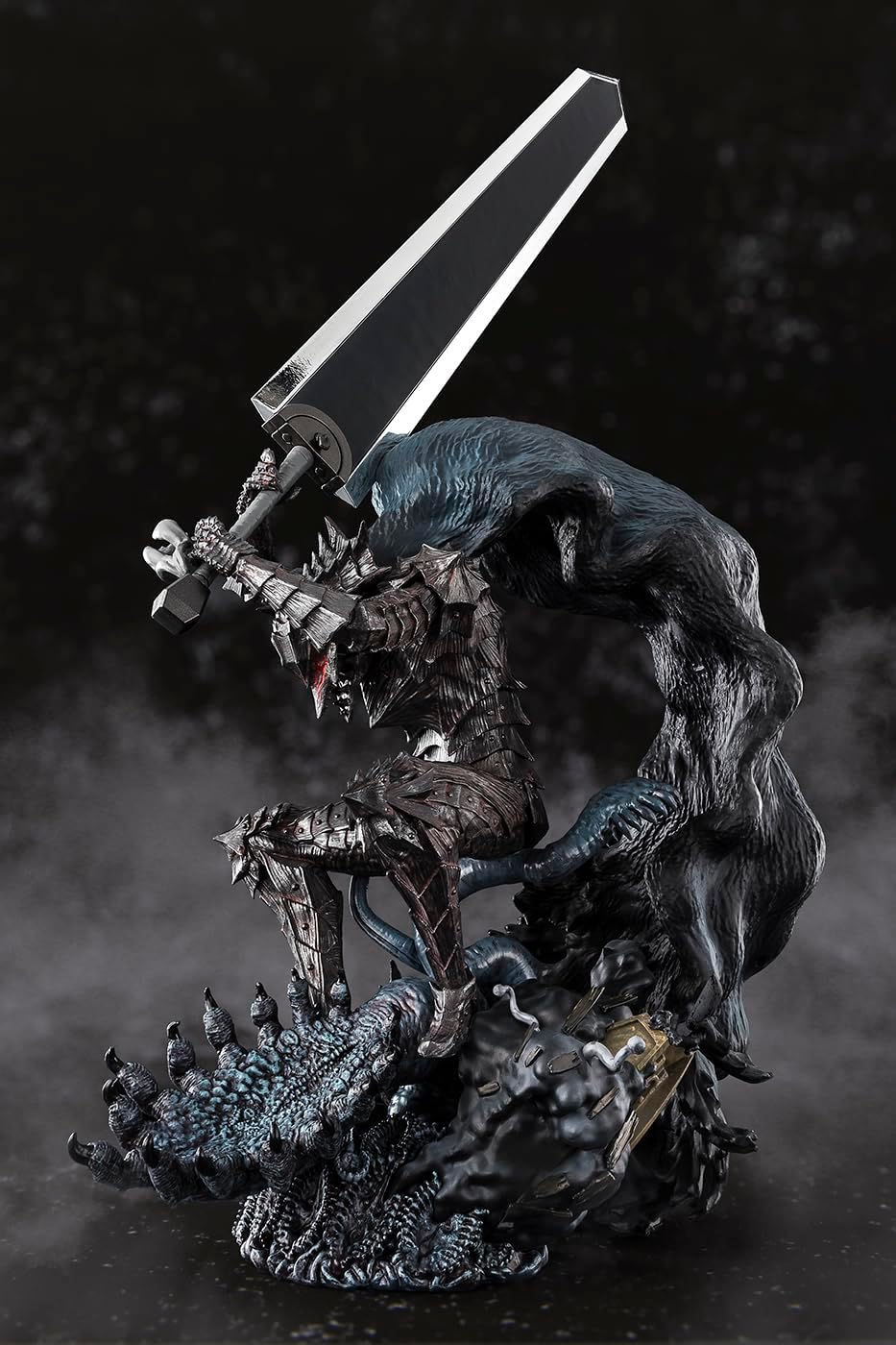 Tamashii Nations - FiguartsZERO Touche Métallique - Berserk - Guts (Berserker Armor) Collectible Figure