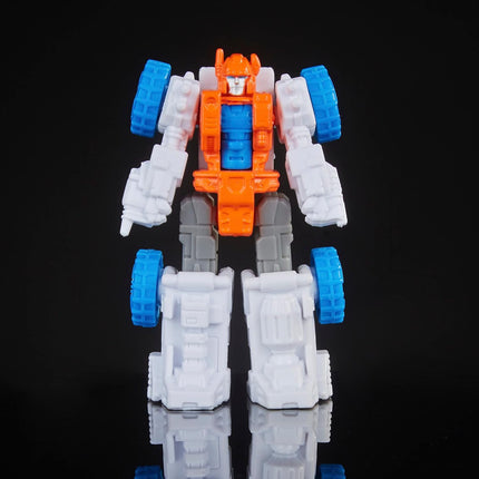 Transformers Generations Selects Legacy Evolution Titan Class Classic Transformers Guardian Robot and Lunar-Tread Action Figure