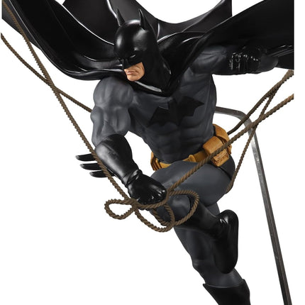 McFarlane Toys - DC Direct DC Designer Series Batman by Dan Mora 1:6th Scale Resin Statue