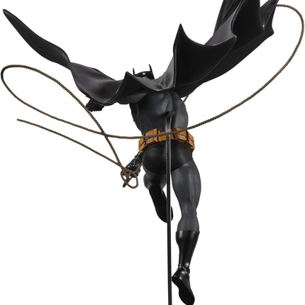 McFarlane Toys - DC Direct DC Designer Series Batman by Dan Mora 1:6th Scale Resin Statue