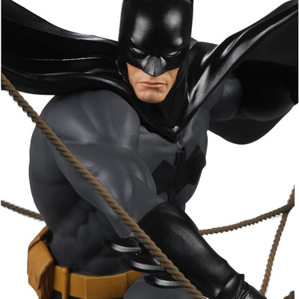 McFarlane Toys - DC Direct DC Designer Series Batman by Dan Mora 1:6th Scale Resin Statue