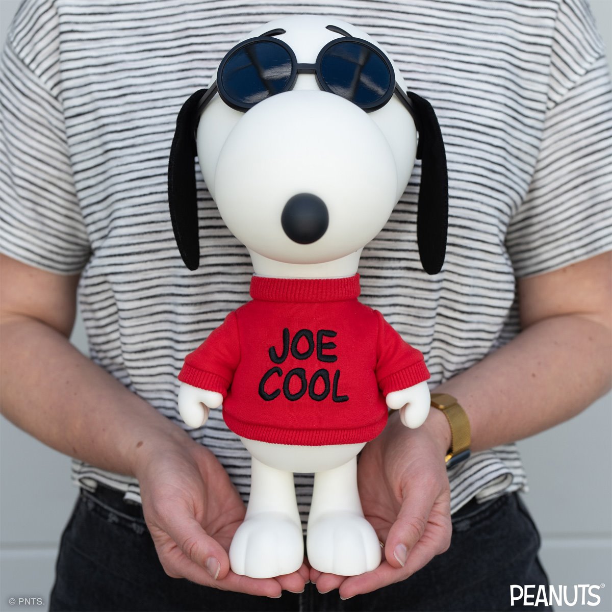 Peanuts Snoopy Joe Cool SuperSize 8-Inch Vinyl Figure
