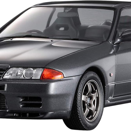 Hasegawa 1:24 Nissan Skyline GT-R Nismo (BNR32) (1990) Black Model Kit