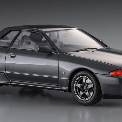Hasegawa 1:24 Nissan Skyline GT-R Nismo (BNR32) (1990) Black Model Kit