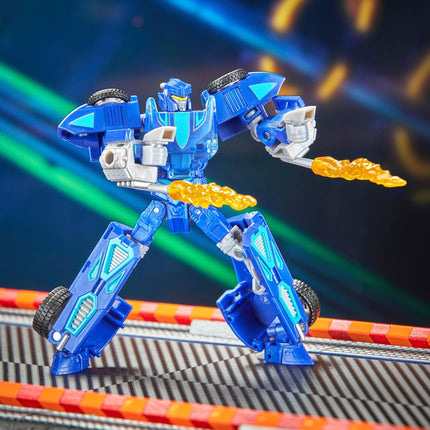 Transformers Collaborative Hot Wheels x Twin Mill, Deluxe Class 5-Inch Robot Action Figure Converts to Racecar