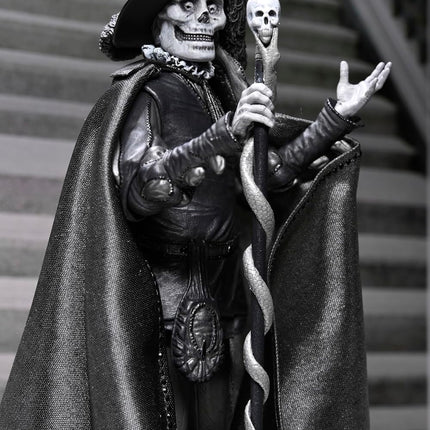 NECA Phantom of the Opera (1925) - Ultimate Phantom of the Opera Masque of the Red Death (B&W) 7” Scale Action Figure