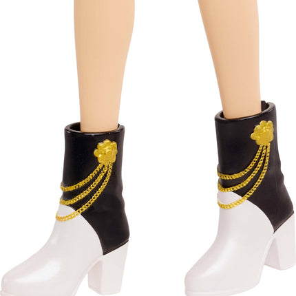 Mattel Kpop Demon Hunters HUNTR/X Mira “Golden” Singing Doll