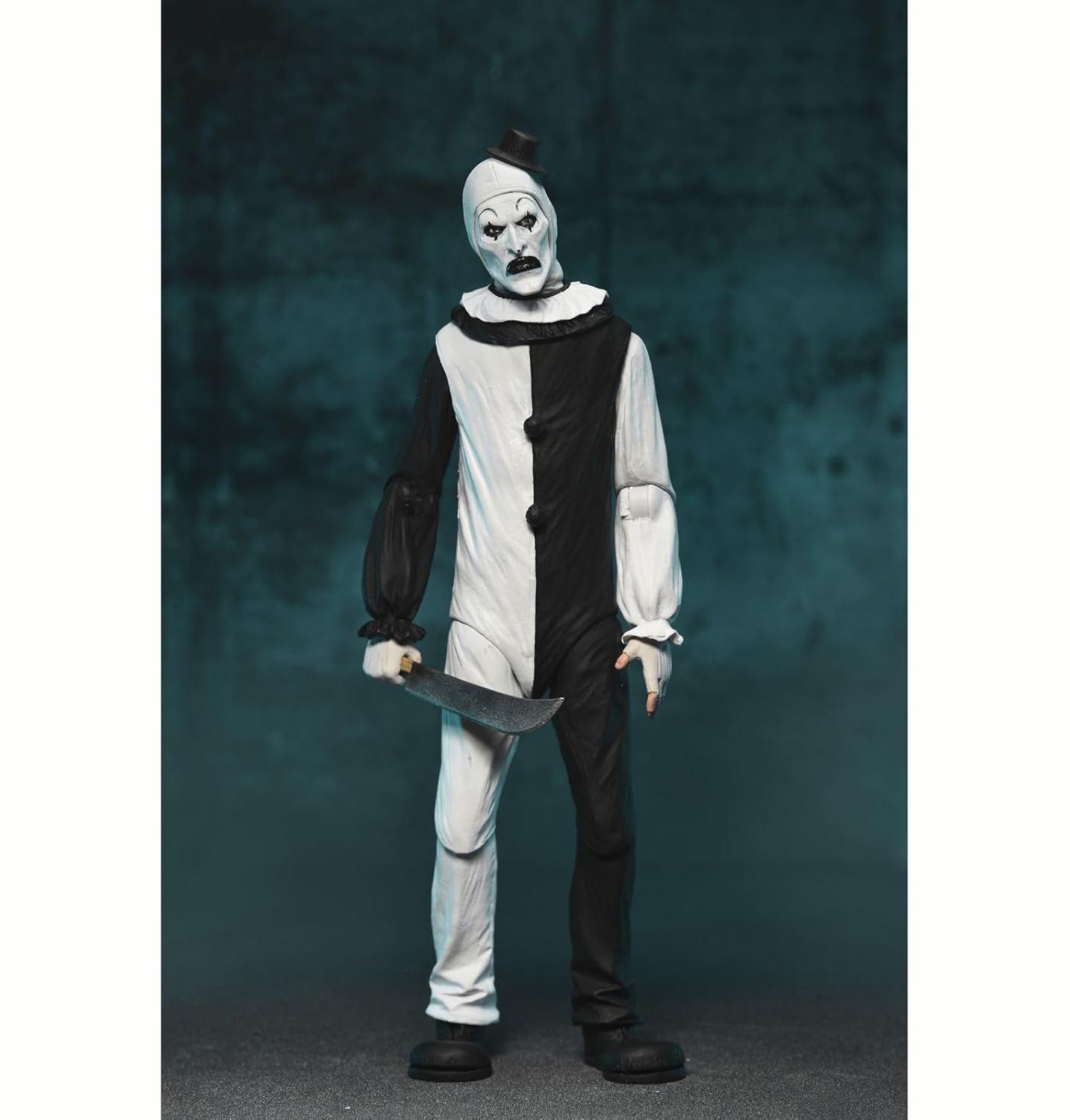 NECA - Terrifier, Ultimate Art the Clown 7" Scale Action Figure