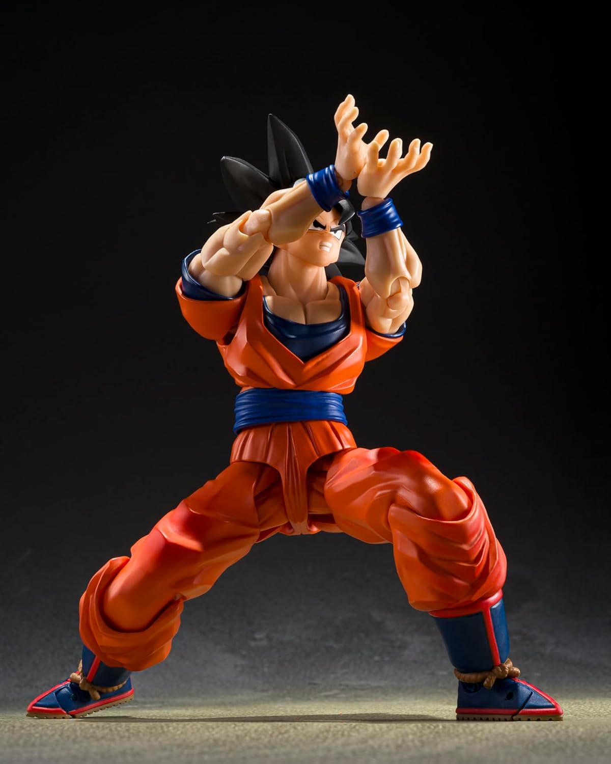 Tamashii Nations S.H. Figuarts Dragon Ball Z - Son Goku (The Kind-Hearted Saiyan) Action Figure