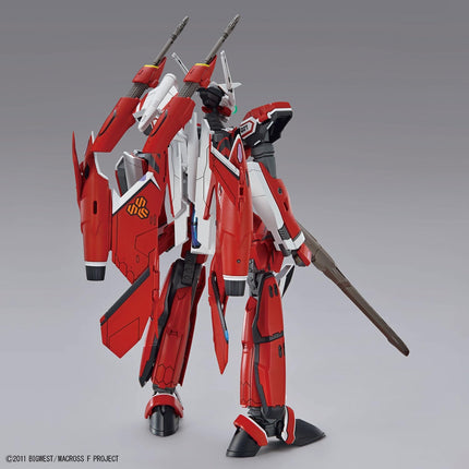 Bandai Hobby - 1/100 HG Macross Frontier - YF-29 Durandal Valkyrie (Alto Saotome Use) Model Kit