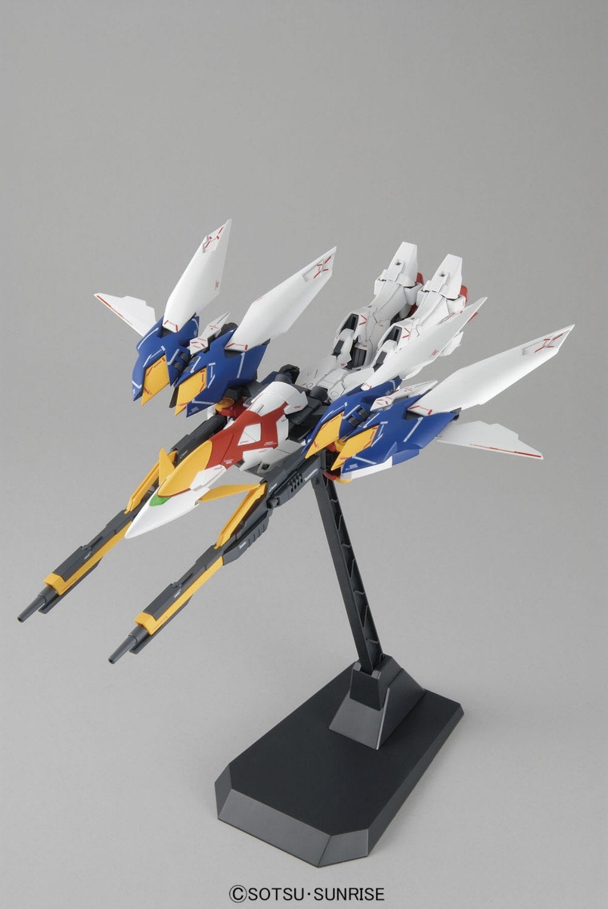 Bandai Hobby - 1/100 MG Gundam Wing Endless Waltz "Glory of The Loosers" - XXXG-00W0 Wing Gundam Proto Zero Model Kit