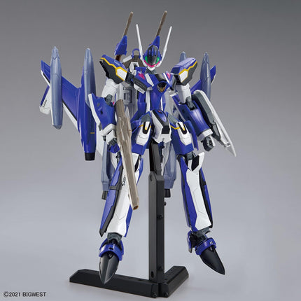 Bandai Hobby - 1/100 HG Macross Frontier - YF-29 Durandal Valkyrie (Maximilian Jenius Use) Full Set Pack Model Kit