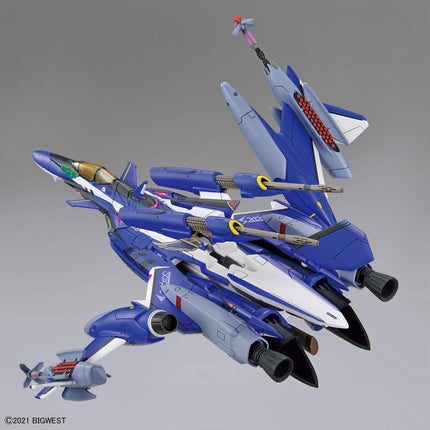 Bandai Hobby - 1/100 HG Macross Frontier - YF-29 Durandal Valkyrie (Maximilian Jenius Use) Full Set Pack Model Kit
