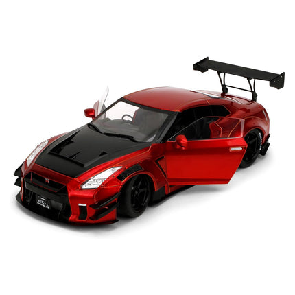 Jada Pink Slips Nissan GT-R R35-1:18 Scale Diecast Model with Opening Doors and Working Steering - for Collectors
