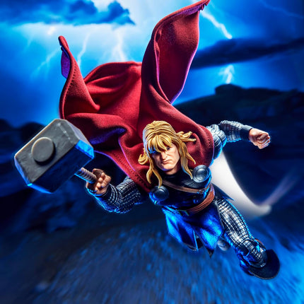 Marvel Legends Maximum Series Thor, Deluxe Thor Comics Collectible 6-Inch Action Figure