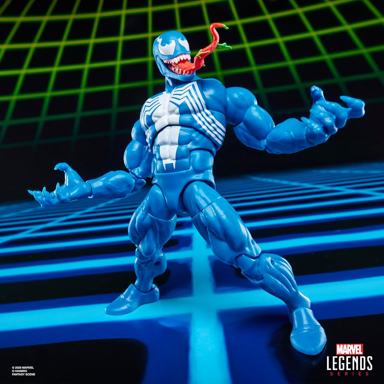 Marvel Legends Series Gamerverse Captain America vs Venom, Retro Video Game-Inspired Collectible 6-Inch Action Figures 2-Pack