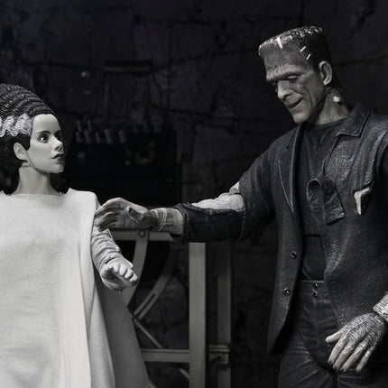 NECA - Universal Monsters - The Bride of Frankenstein 90th Anniversary The Monster and His Mate (Black & White) 7" Scale Action Figure 2-Pack