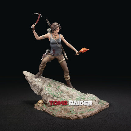 Dark Horse Deluxe Tomb Raider: Lara Croft (Survivor Era) PVC Statue