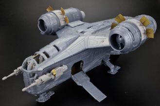 AMT Star Wars: Mandalorian Razor Crest 1:72 Scale Model Kit