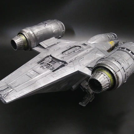 AMT Star Wars: Mandalorian Razor Crest 1:72 Scale Model Kit