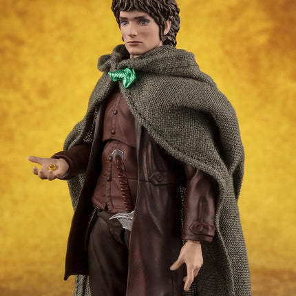 Tamashii Nations - S.H. Figuarts Lord of the Rings - Frodo Baggins & Gollum (The Lord of The Rings: The Fellowship of The Ring) Action Figures