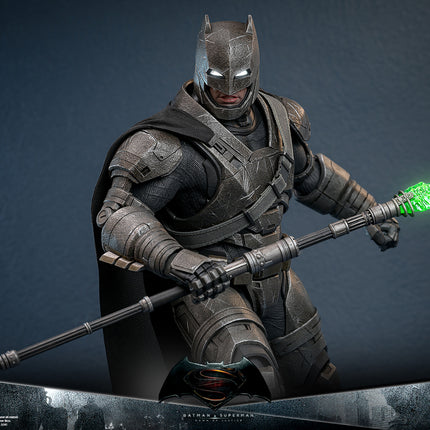 Armored Batman (2.0) (Deluxe Version) Sixth Scale Figure (MMS743D63)