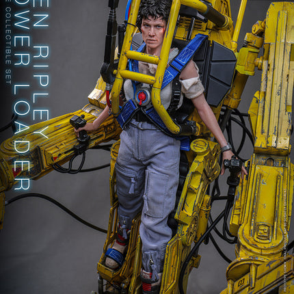 Ellen Ripley And Power Loader Sixth Scale Figure (PRE-ORDER)