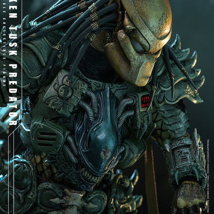 Broken Tusk Predator Sixth Scale Figure (PRE-ORDER)