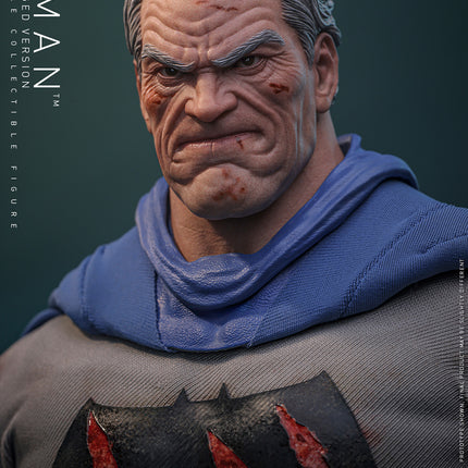Batman DKR (Battle Damage Ver.) Sixth Scale Figure (PRE-ORDER)