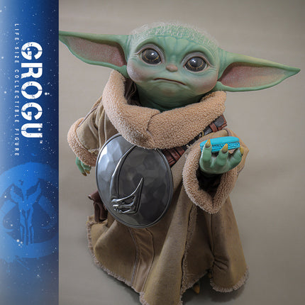The Mandalorian & Grogu: Grogu Life-Size Figure (PRE-ORDER)