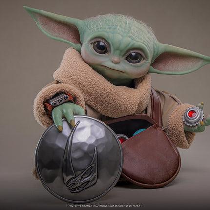 The Mandalorian & Grogu: Grogu Life-Size Figure (PRE-ORDER)