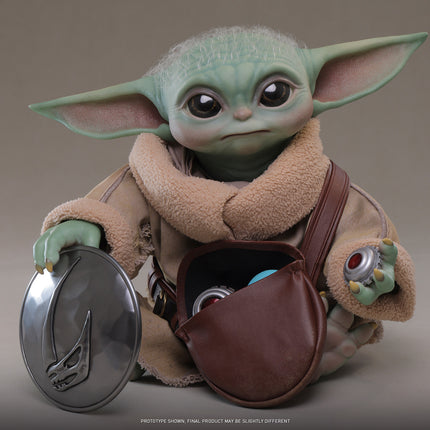The Mandalorian & Grogu: Grogu Life-Size Figure (PRE-ORDER)