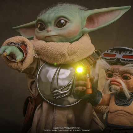 The Mandalorian & Grogu: Grogu Life-Size Figure (PRE-ORDER)