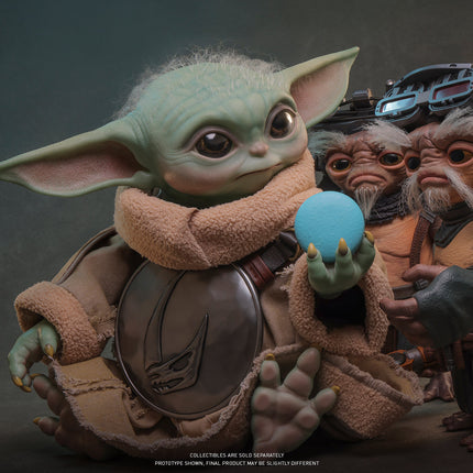 The Mandalorian & Grogu: Grogu Life-Size Figure (PRE-ORDER)