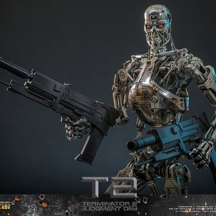 T2: Endoskeleton (Battle Damaged Version) Sixth Scale Figure (PRE-ORDER)