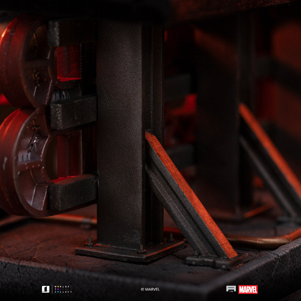 Spider-Man and MJ Sixth Scale Diorama (PRE-ORDER)