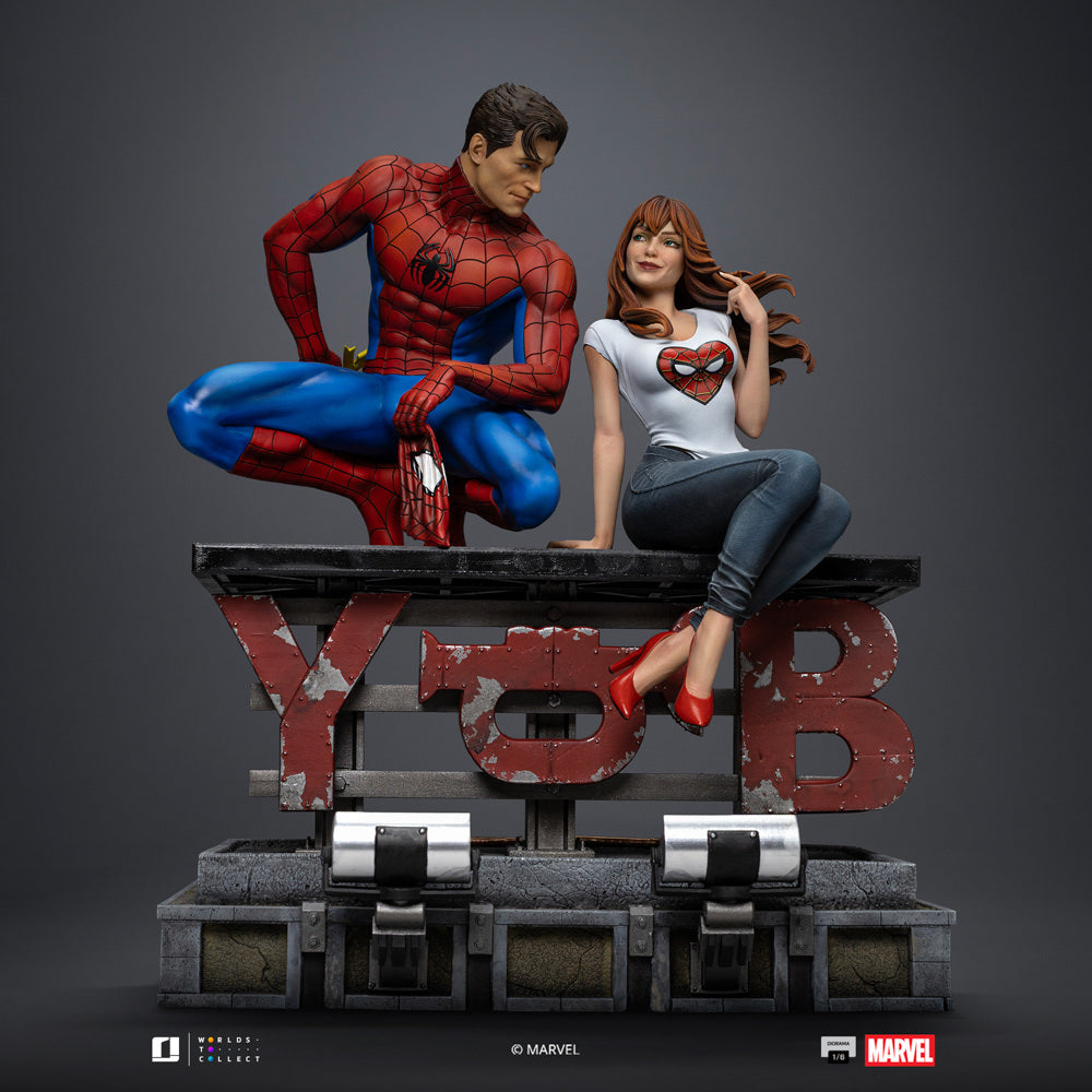 Spider-Man and MJ Sixth Scale Diorama (PRE-ORDER)