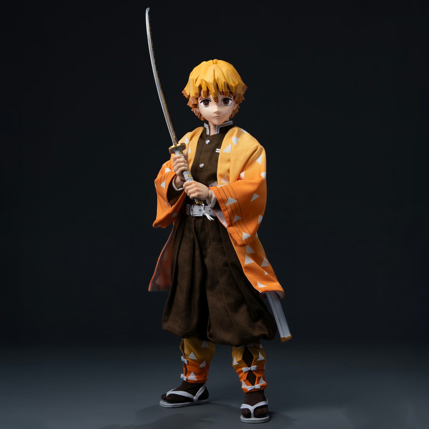 Zenitsu Agatsuma Sixth Scale Figure (PRE-ORDER)