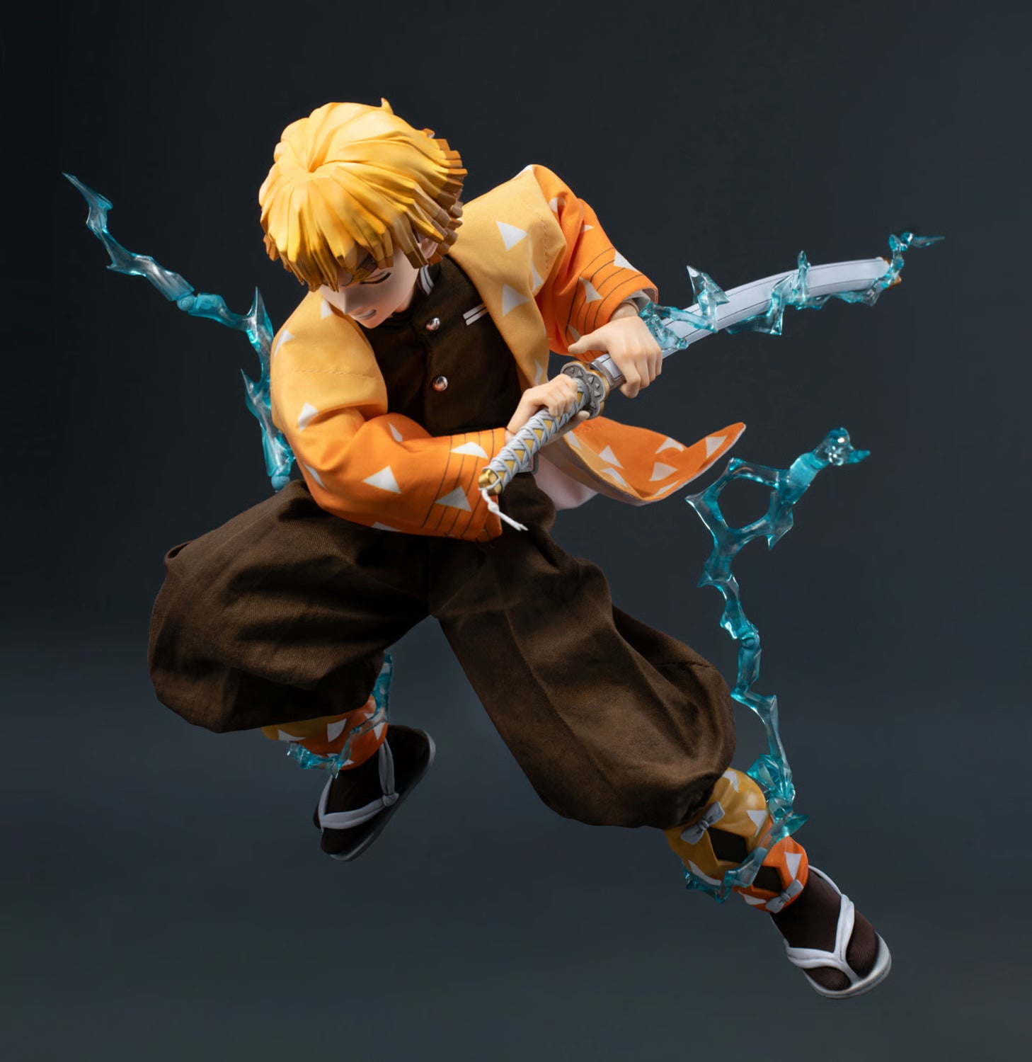Zenitsu Agatsuma Sixth Scale Figure (PRE-ORDER)