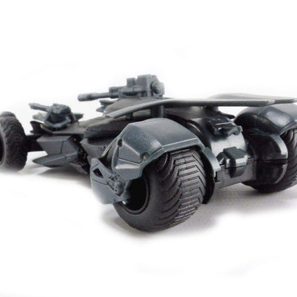 Jada Toys DC Comics Justice League Batman & Batmobile 1:32 Die - Cast Vehicle with Figure
