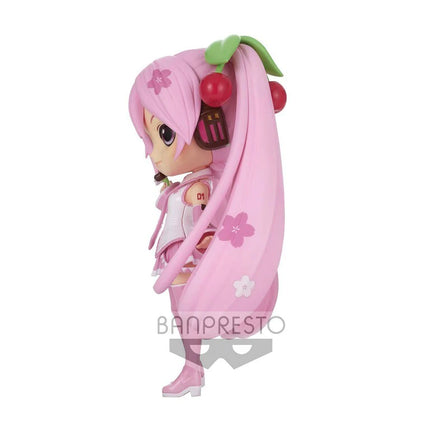 Banpresto - Q posket - Vocaloids Sakura Miku (Version A) Statue