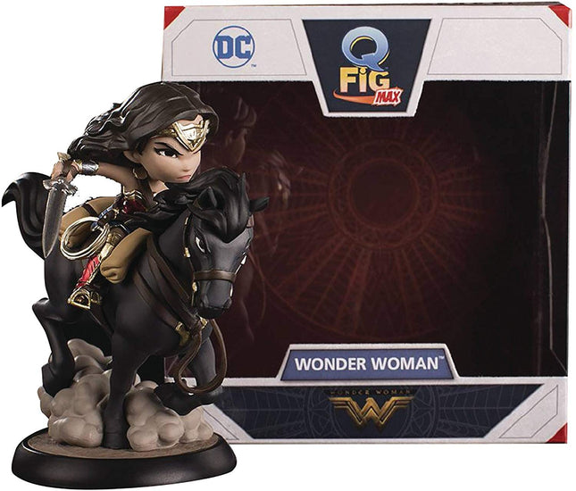 Quantum Mechanix QMx Wonder Woman Q-Fig Max diorama
