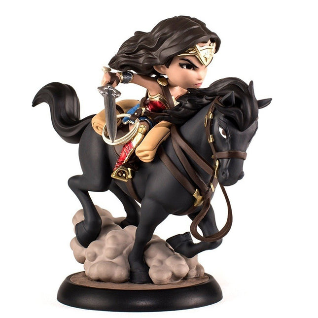 Quantum Mechanix QMx Wonder Woman Q-Fig Max diorama