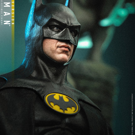 1989 Batman (Deluxe Version) Sixth Scale Figure (MMS693)
